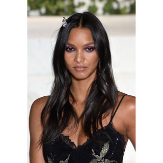 Lais Ribeiro with a long haircut and low layers